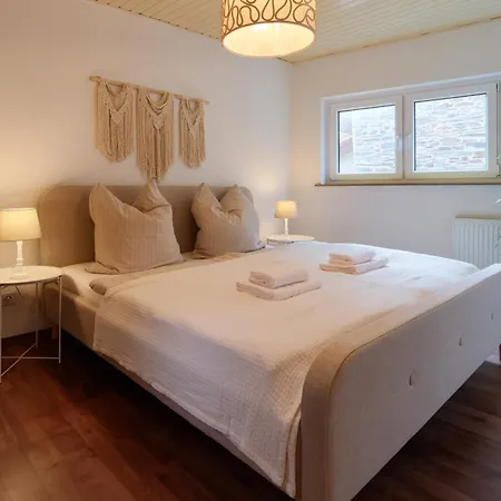 Holiday home Grosszuegiges An Der Mosel - Bis 16 Personen - - Waschmaschine - Kostenlose Parkplaetze