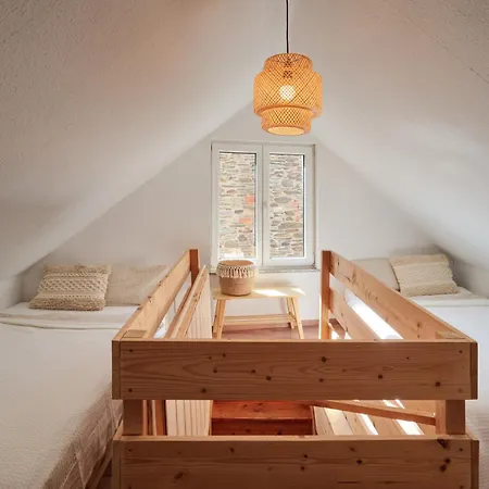 Bg Living & Hosting - Grosszuegiges An Der Mosel In - Lage - Bis 16 Personen, Parkplatz, Wlan & Netflix Vakantiehuis Verbandsgemeinde Traben-Trarbach