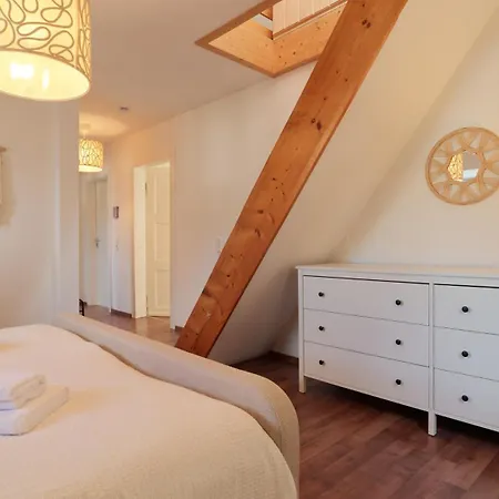 Holiday home Grosszuegiges An Der Mosel - Bis 16 Personen - - Waschmaschine - Kostenlose Parkplaetze Traben-Trarbach