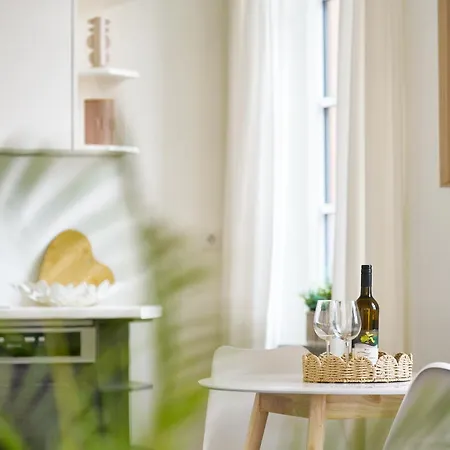 Bg Living & Hosting - Grosszuegiges An Der Mosel In - Lage - Bis 16 Personen, Parkplatz, Wlan & Netflix *