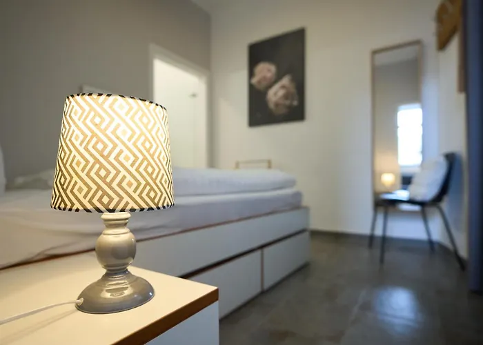 Bg Living & Hosting - Grosszuegiges An Der Mosel In - Lage - Bis 16 Personen, Parkplatz, Wlan & Netflix * Traben-Trarbach