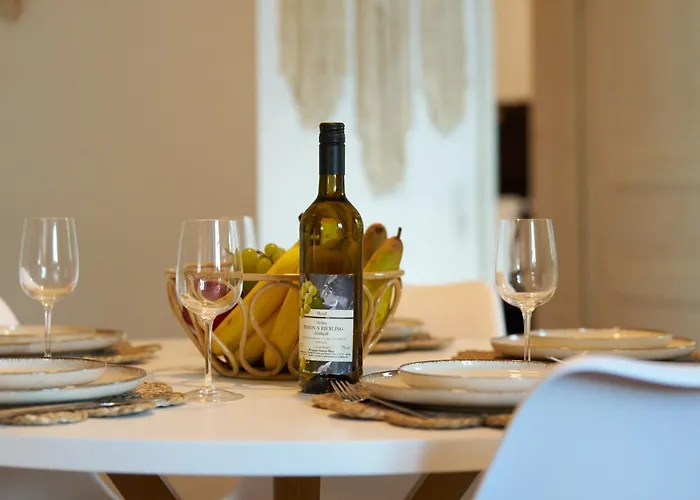 Casa de Férias Bg Living & Hosting - Grosszuegiges An Der Mosel In - Lage - Bis 16 Personen, Parkplatz, Wlan & Netflix *