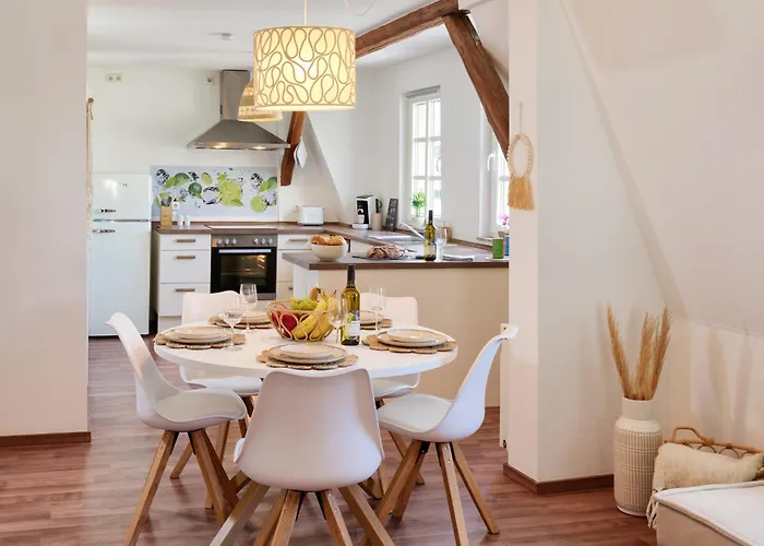 Bg Living & Hosting - Grosszuegiges An Der Mosel In - Lage - Bis 16 Personen, Parkplatz, Wlan & Netflix Casa de Férias *