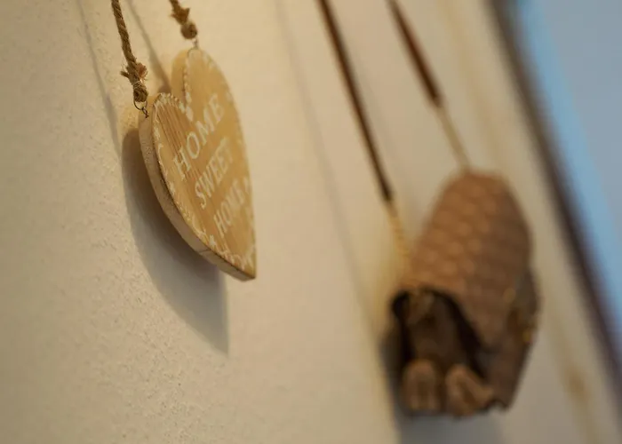 Bg Living & Hosting - Grosszuegiges An Der Mosel In - Lage - Bis 16 Personen, Parkplatz, Wlan & Netflix *