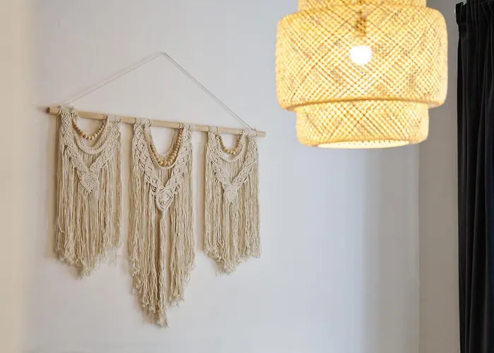 Bg Living & Hosting - Grosszuegiges An Der Mosel In - Lage - Bis 16 Personen, Parkplatz, Wlan & Netflix Casa de Férias