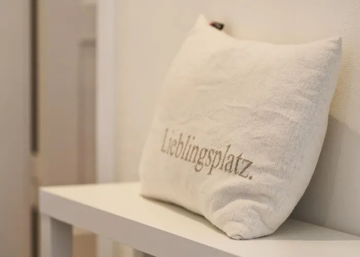 Bg Living & Hosting - Grosszuegiges An Der Mosel In - Lage - Bis 16 Personen, Parkplatz, Wlan & Netflix *