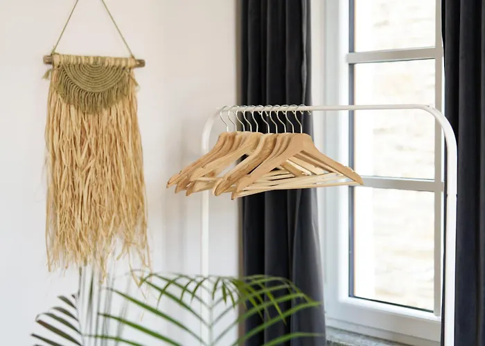 Bg Living & Hosting - Grosszuegiges An Der Mosel In - Lage - Bis 16 Personen, Parkplatz, Wlan & Netflix *